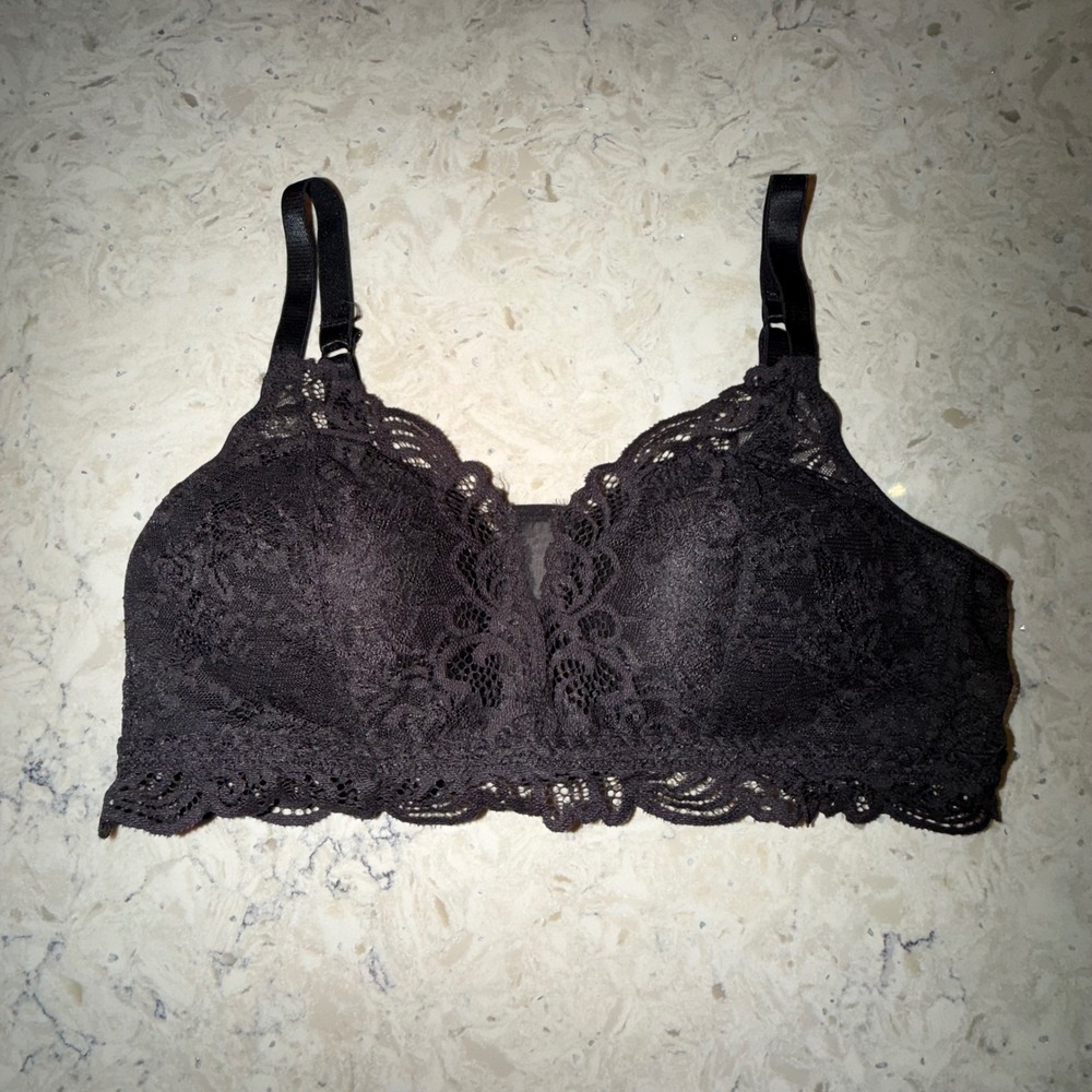 Bali Black Lace Wireless Bralette Comfort Flex Fit 6591 Size‎ Medium